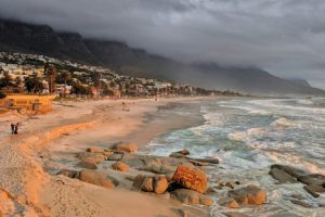 Nuove scoperte: l’aumento del livello del mare accelera in Africa