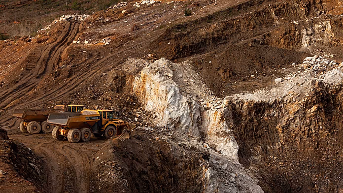 Miniera di litio in Portogallo: opportunità ecologica o zona di sacrificio?