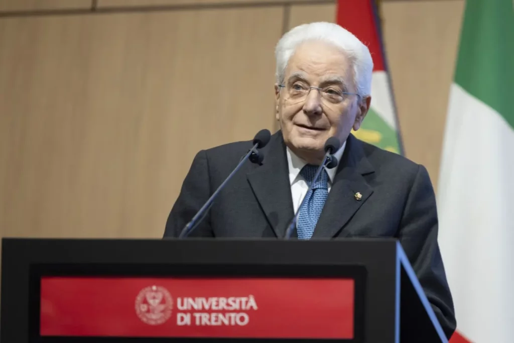 Mattarella: “La cultura, antidoto contro i rischi di barbarie” all’Università di Trento.