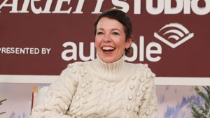 Le snow boots di Olivia Colman, preferite da Kate Middleton, sono in saldo ora!