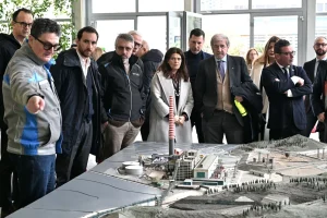 Liguria: Bucci e Giampedrone inaugurano demolizione ciminiera centrale “Eugenio Montale”