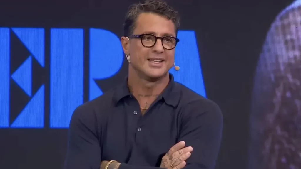 Scopri il gossip clamoroso che ha fermato tutti sul web oggi