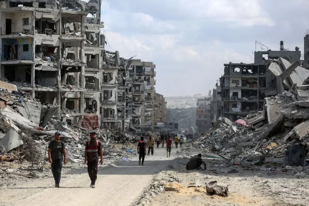 Raid israeliani a Gaza: decine di morti dopo attacco dei miliziani contro i soldati.