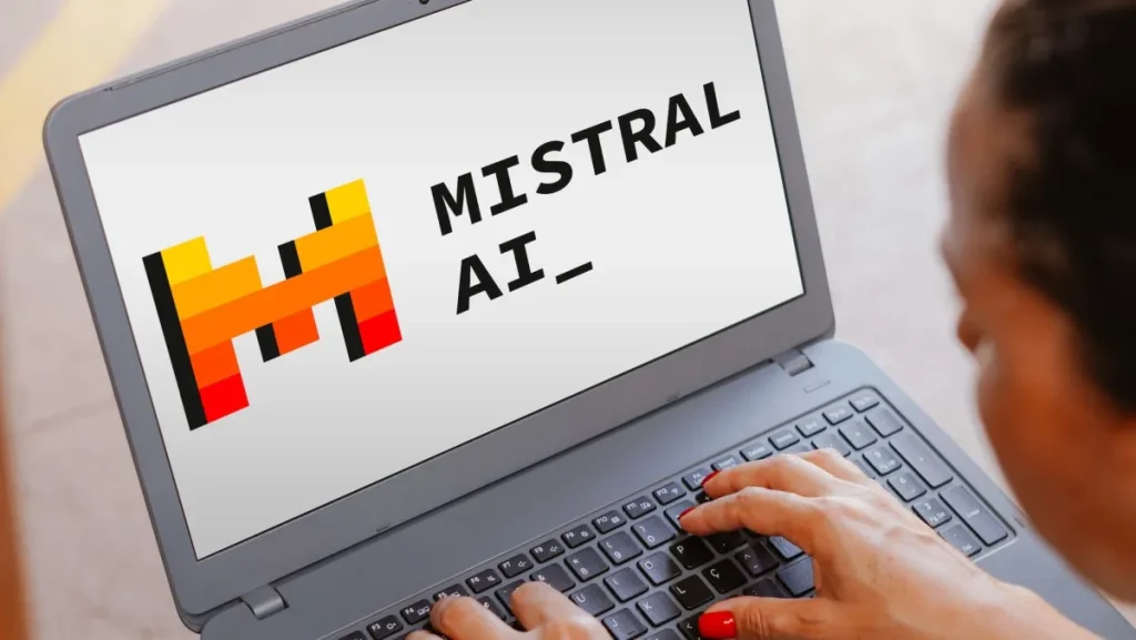 Mistral AI sigla accordo con il colosso della consulenza globale Accenture.