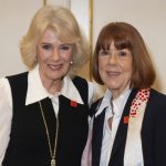 Queen Camilla entusiasta del libro di Gisèle Pelicot che l’ha lasciata senza parole.