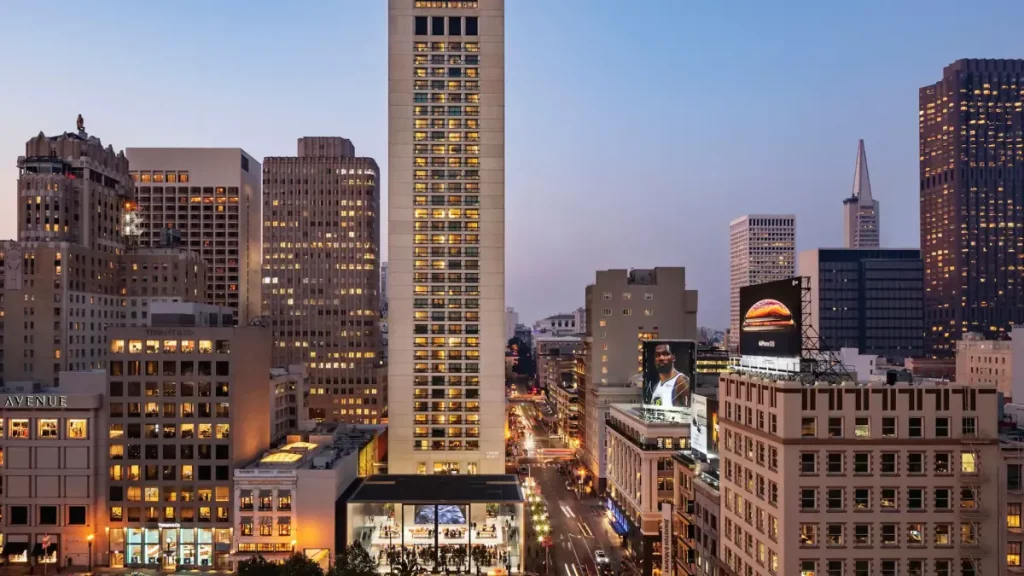 Fondatore di startup AI annuncia un ‘Marcia per i Milliardari’ contro la tassa sulla ricchezza in California.