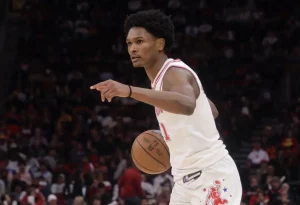 Clippers sconfitti da Philadelphia, Houston vince a Indianapolis: il recap NBA della notte.