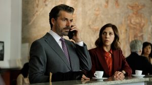 Avvocato Ligas: un mix di eleganza e genialità con Luca Argentero in tribunale