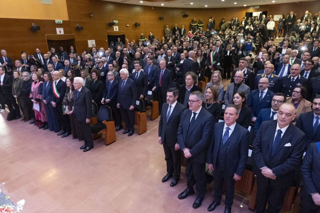 Mattarella celebra a Nuoro i 100 anni del Nobel di Grazia Deledda: un’eredità moderna.