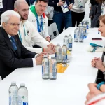 Mattarella celebra gli azzurri a pranzo e visita Casa Italia: “Le medaglie sono loro”.