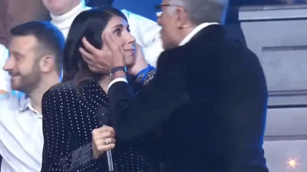 Emanuel Lo è rimasto in silenzio con me per ore consecutive