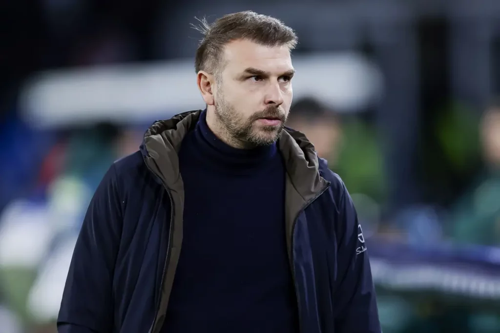 Verona annuncia l’esonero di Paolo Zanetti come allenatore della squadra.