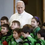 Il Papa a Ostia: “Continuiamo a chiedere pace nelle nubi che oscurano il mondo”