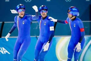 Italia protagonista nel pattinaggio: finale per l’oro nell’inseguimento maschile a squadre!