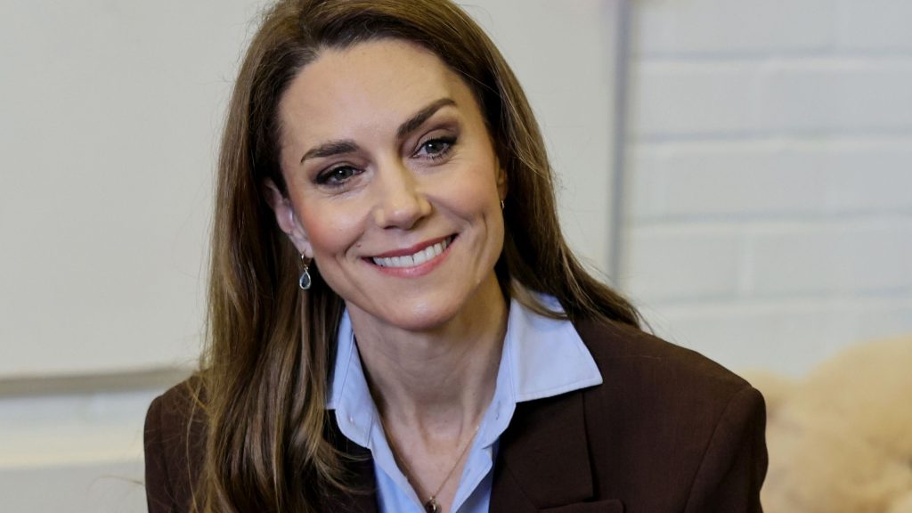 Kate Middleton sceglie mocassini comodi: un must-have primaverile per il suo stile.