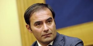 Vannacci e Sasso lasciano la Lega, evocano Ezra Pound e il Fronte della Gioventù.