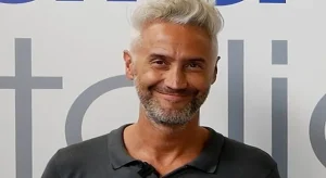 Schettini chiarisce: “Frainteso, studenti mi applaudono, nessuna lamentela da scuola o Ministero”.