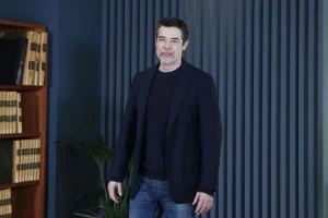 Su Rai1 arriva Guerrieri, Gassman svela le sue fragilità nell’equilibrio della vita