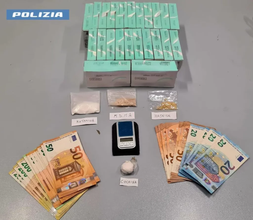 Milano combatte il traffico di droga: arresto e indagato nel recente intervento delle forze dell’ordine.