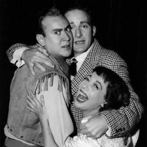 Il 25 febbraio 1950 debutta sulla NBC “Your Show of Shows”