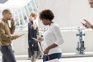 Rimesse degli emigranti: l’Italia sostiene l’Africa con dati 2025 in crescita.