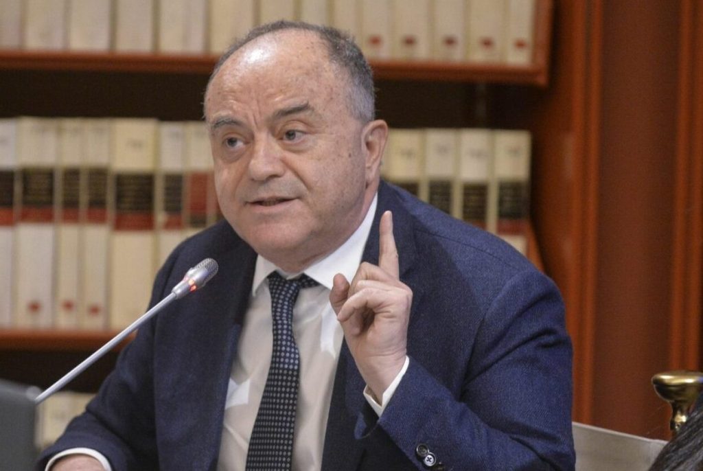 Gratteri: “Strumentalizzare le mie parole è malafede”.