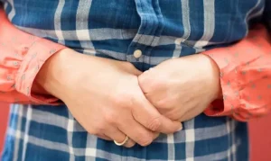 Docente salva alunno con manovra di Heimlich: formazione cruciale in situazioni di emergenza.