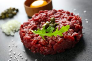 Allerta Listeria: richiamo per Tartare di scottona, verifica la tua sicurezza alimentare.