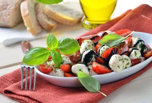 Dieta Italiana Tipica: Ingredienti, Piatti e Tradizioni Alimentari Autentiche