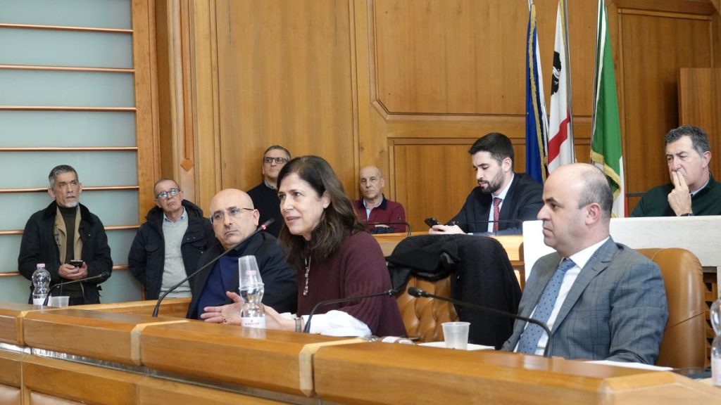 Sanità a Nuoro: nuovo metodo per affrontare le liste d’attesa, confronto positivo.