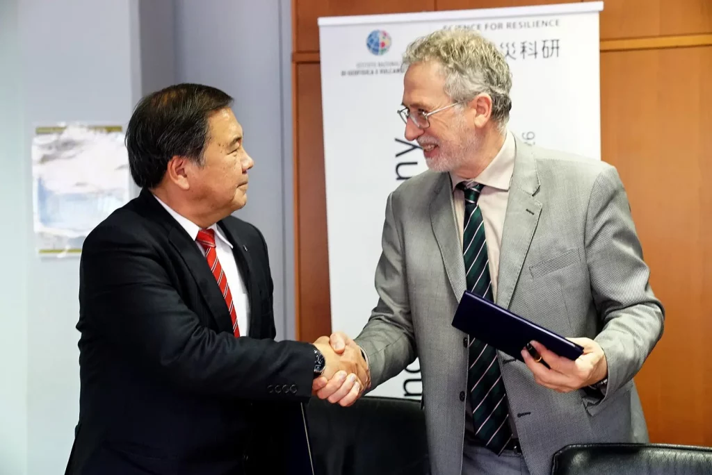 Italia e Giappone potenziano la cooperazione scientifica per affrontare sfide globali comuni.