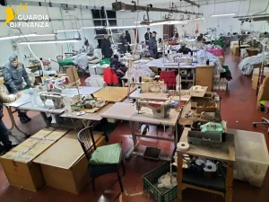 Ravenna: frode fiscale e riciclaggio da un milione con imprese “Apri e chiudi”