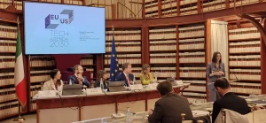 Cooperazione tecnologica UE-USA: chiave per la competitività economica globale e l’innovazione sostenibile.