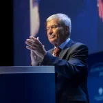 Confcommercio: economia parte bene ma guerra minaccia la ripresa nel 2024