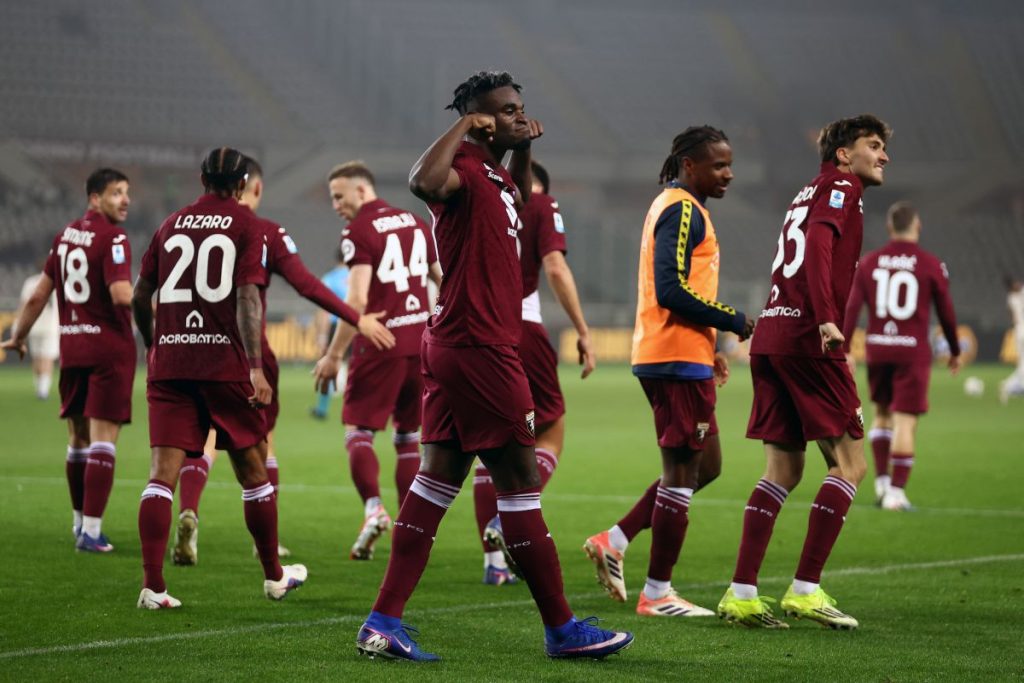 D’Aversa debutta con successo: Torino trionfa 2-0 contro la Lazio.