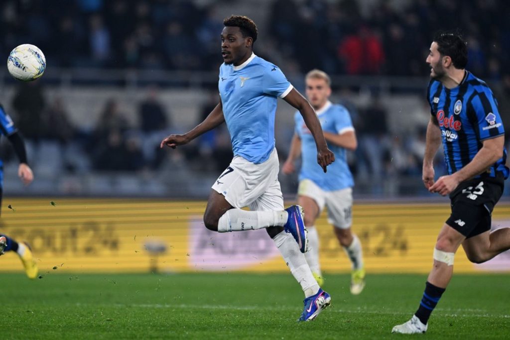 Lazio in vantaggio due volte, Atalanta rimonta e chiude 2-2 all’Olimpico.