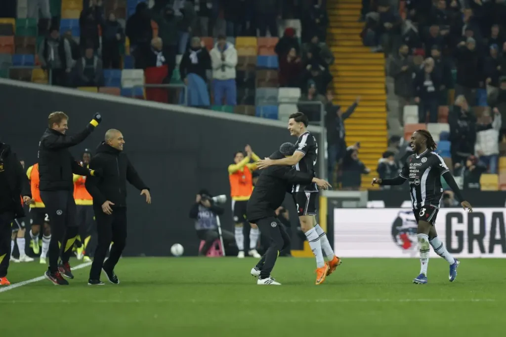 Udinese decisiva al Ferraris: conquista vittoria 2-0 contro il Genoa con performance straordinaria.