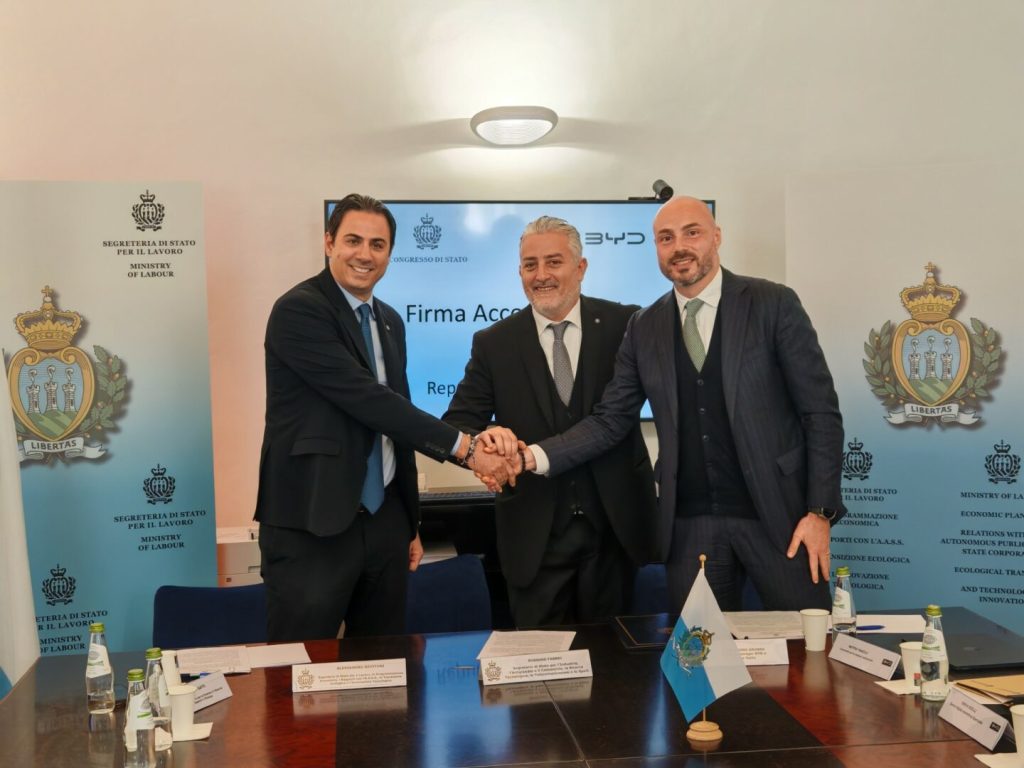 BYD e San Marino avviano test su innovative tecnologie energetiche integrate.