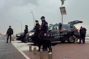 Ostia: maxi operazione di polizia contro illegalità, 17 arresti e 42 denunce effettuate.