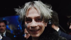 Ho scelto di non portarlo, una decisione che riflette il mio stile personale.