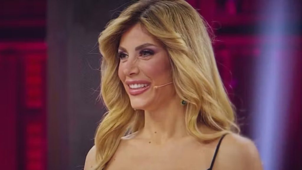 Scopri la mia sorprendente confessione: il motivo della mia presenza svelato!