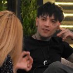 GionnyScandal rievoca Fabrizio Corona al Grande Fratello Vip: momenti di gelo e tensione.