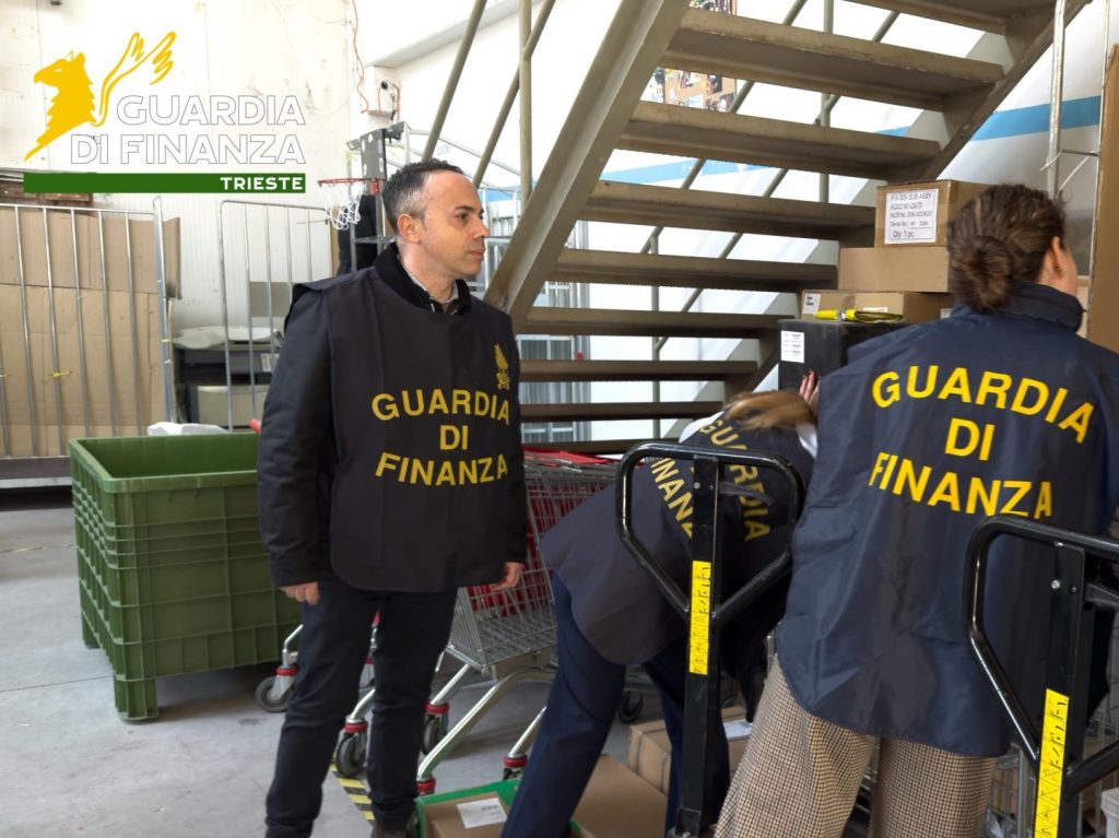 Frode sul lavoro: 14 indagati e 750 mila euro di sequestri tra Trieste e Venezia.