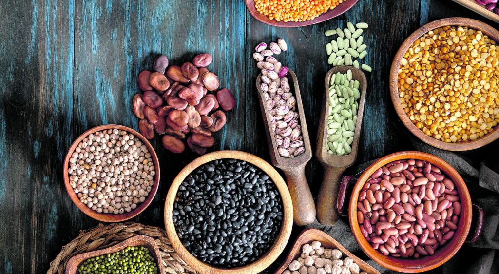 Legumi: Consumarli 3-4 volte a settimana abbassa il rischio di malattie croniche.