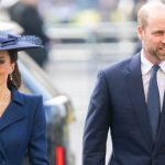 Kate Middleton e Principe William: un momento intimo e simbolico catturato in un dolce scatto.