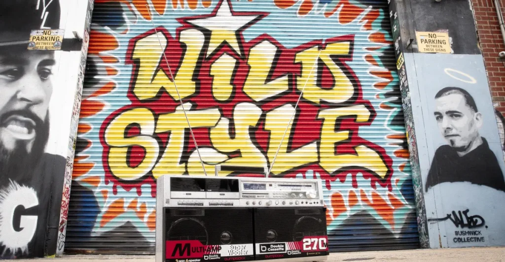 Bumpboxx BB-777: la boombox che riporta indietro nel tempo con uno stile unico.