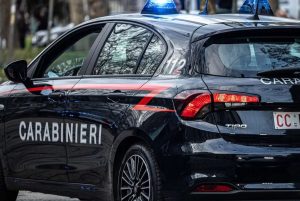Omicidio a Firenze: 33enne palermitano stroncato, debito di droga dietro la tragica fine.