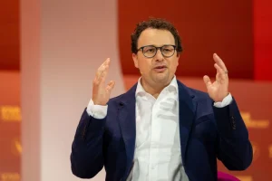 Anthropic ottiene ingiunzione contro l’amministrazione Trump nel caso con il Dipartimento della Difesa.