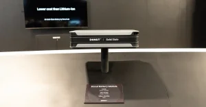 Batteria solida di Donut Lab supera test di resistenza al calore estremo.