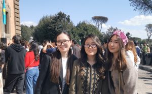 Nauryz: l’ambasciata del Kazakistan a Roma festeggia con 300 studenti entusiasti.